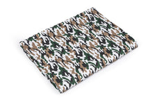 Charger l&#39;image dans la galerie, MILITARY CAMOUFLAGE MINKY WEIGHTED BLANKET