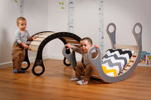 Charger l&#39;image dans la galerie, children playing with good wood rocker 