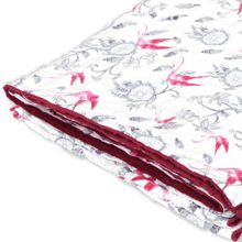 Charger l&#39;image dans la galerie, Dreamcatchers &amp; Cherry Red Minky Weighted Blanket
